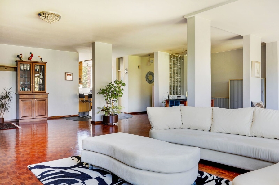 4 Bedroom Property for Sale in Rondebosch Western Cape